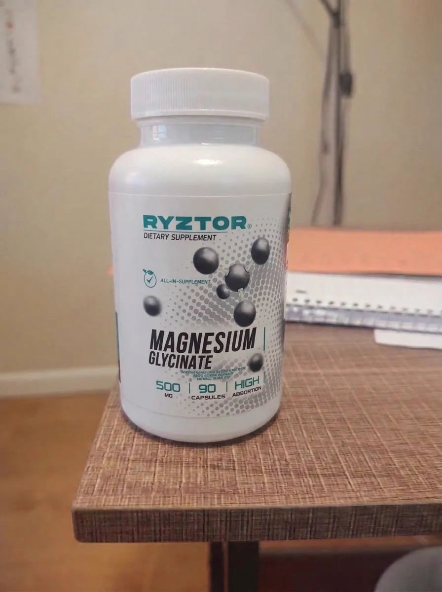 Magnesium Glycinate on a desk