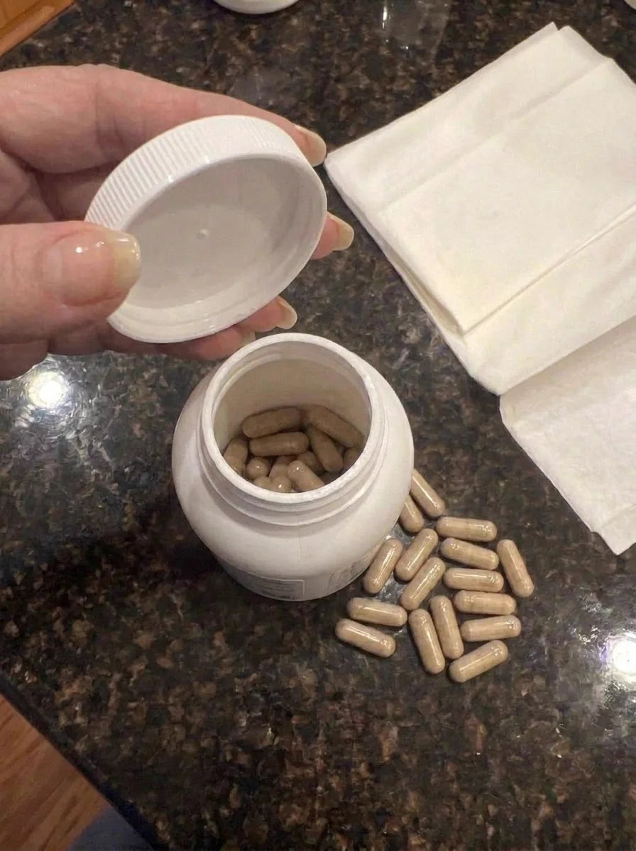 Open RYZTOR Berberine bottle with capsules